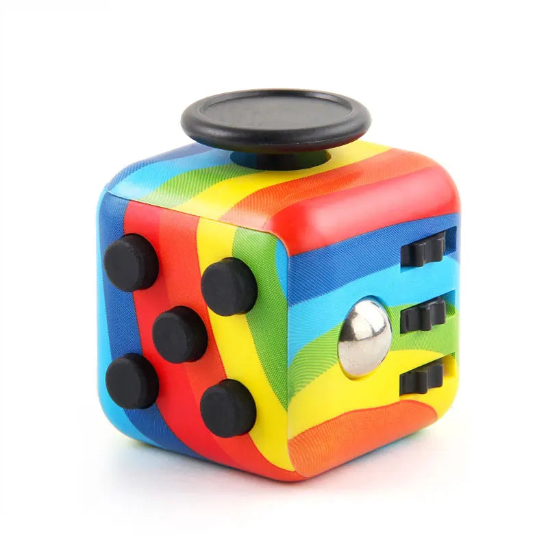 Fiklekube – liten kube med 6 aktiviteter