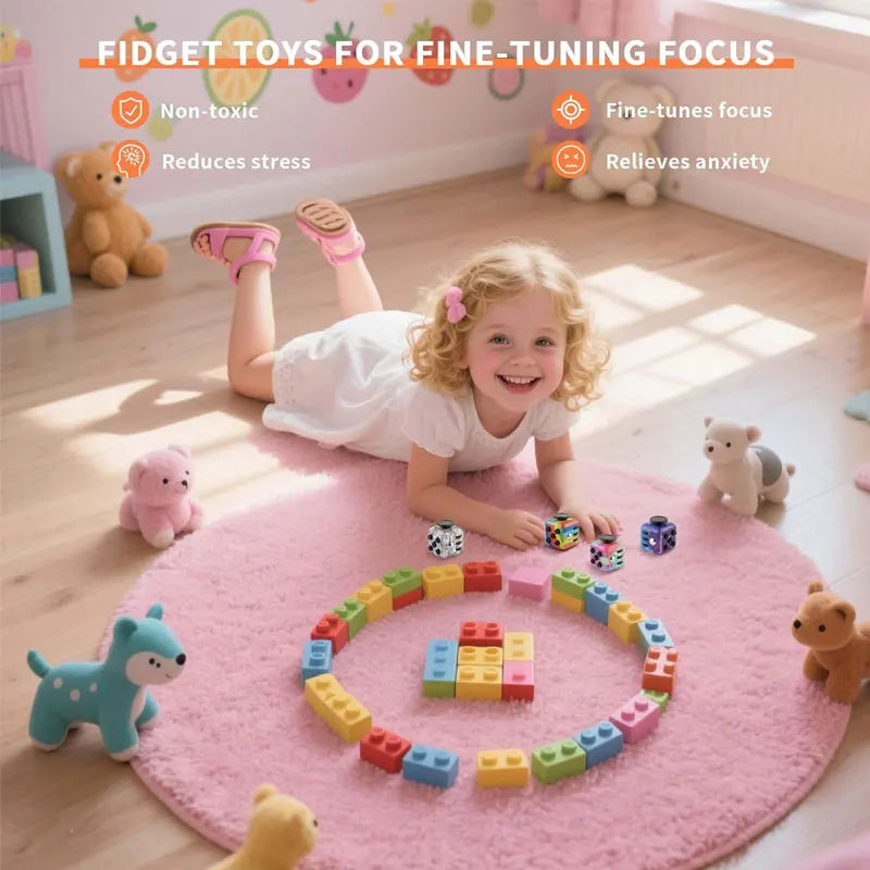 Fiklekube – liten kube med 6 aktiviteter